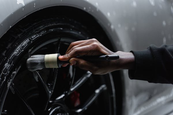Lavage auto à Amiens : votre véhicule retrouve son éclat !